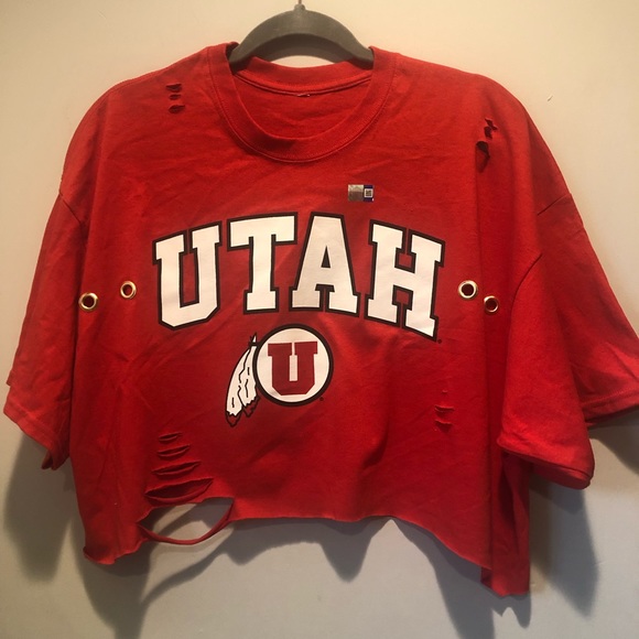 University of Utah red distressed gold eyelet crop - Picture 5 of 7